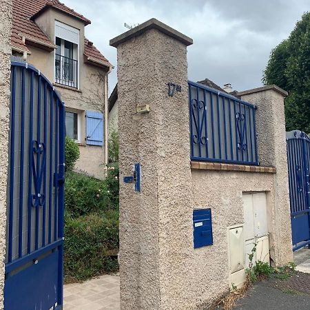 Logement Cosy Proche Paris Et Disneyland فيليرز سور مارن المظهر الخارجي الصورة